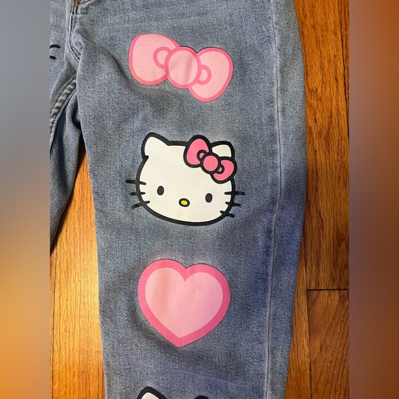 Sanrio HELLO KITTY JEANS SIZE 5 juniors - Picture 6 of 9